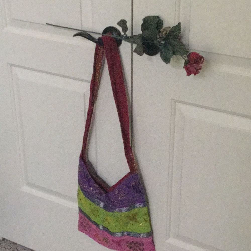 Long purse/bag with sequins